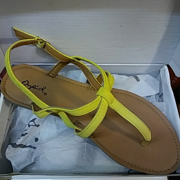 Women's Neon YellowNubuck Pu Sandals - Picture 2 of 8